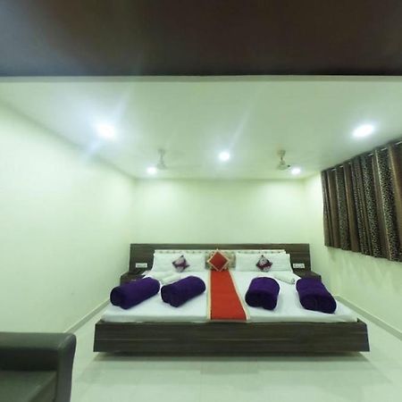 Kingsway Hotel And Restaurant Ajmer Dargah 350 Meter ภายนอก รูปภาพ