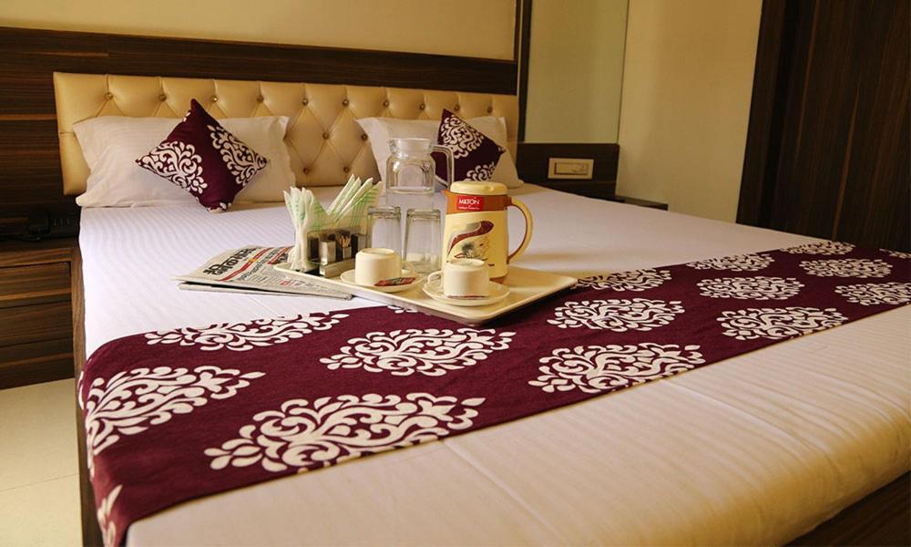 Kingsway Hotel And Restaurant Ajmer Dargah 350 Meter ภายนอก รูปภาพ