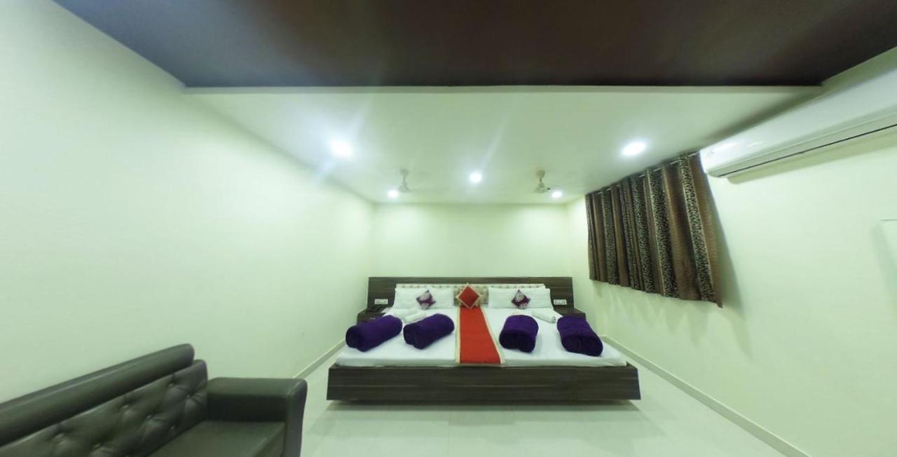 Kingsway Hotel And Restaurant Ajmer Dargah 350 Meter ภายนอก รูปภาพ